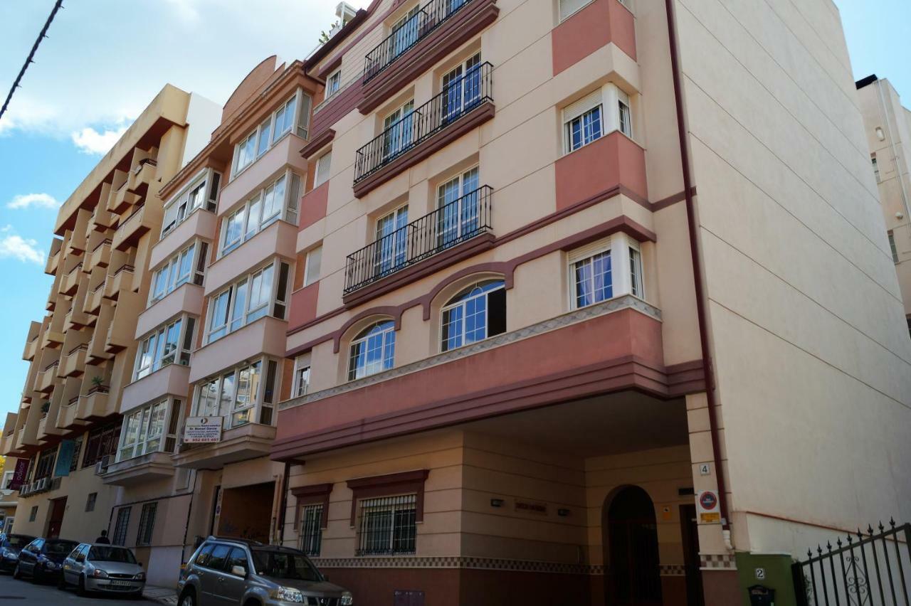 Apartamento Plaza Alfonso XII Málaga Exterior foto